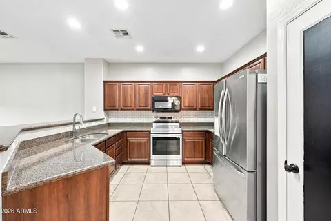 Kitchen - 7726 E Baseline Rd #266, Mesa, AZ 85209 photo 1 of 2