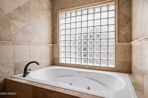 Bath - 1442 E Catamaran Dr, Gilbert, AZ 85234 photo 4 of 8