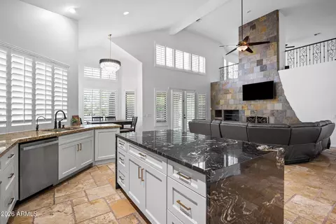 Kitchen - 1442 E Catamaran Dr, Gilbert, AZ 85234 photo 7 of 7