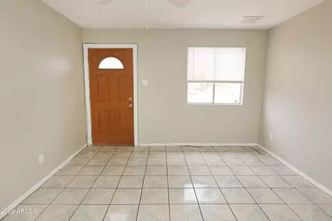 Living - 6902 W Wolf St, Phoenix, AZ 85033 photo 2 of 3