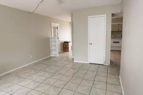 Other - 6902 W Wolf St, Phoenix, AZ 85033 photo 3 of 6