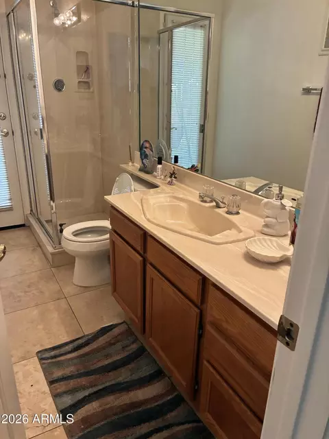 Bath - 4602 E Carolina Dr, Phoenix, AZ 85032 photo 6 of 8