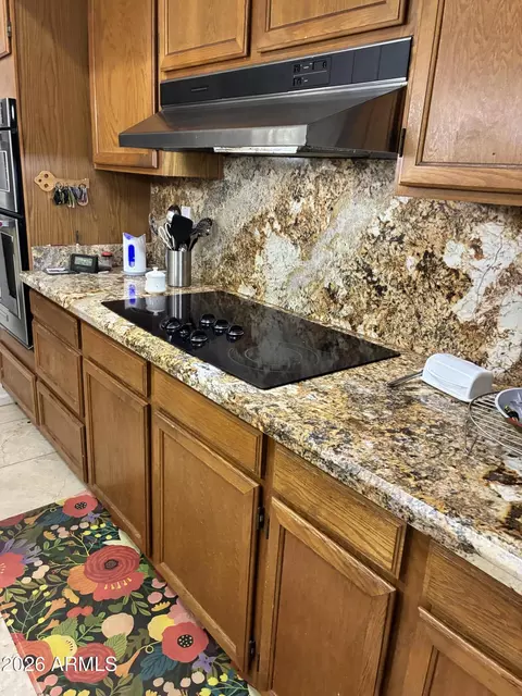 Kitchen - 4602 E Carolina Dr, Phoenix, AZ 85032 photo 3 of 8