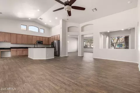 Living - 2740 S Honeysuckle Ln, Gilbert, AZ 85295 photo 6 of 9