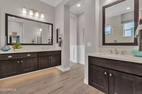 Bath - 3046 Evergreen St, Mesa, AZ 85213 photo 1 of 1
