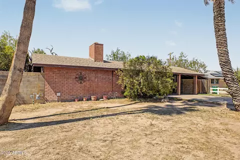 Exterior - 1032 W 6th Pl, Mesa, AZ 85201 photo 3 of 9