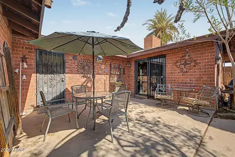 Exterior - 1032 W 6th Pl, Mesa, AZ 85201 photo 7 of 9