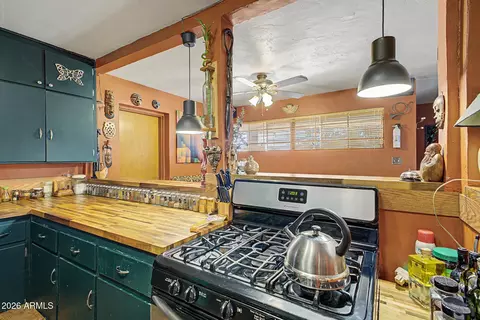 Kitchen - 1032 W 6th Pl, Mesa, AZ 85201 photo 4 of 4