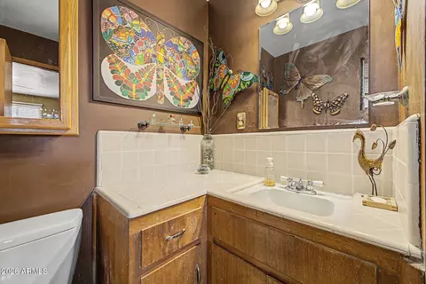 Bath - 1032 W 6th Pl, Mesa, AZ 85201 photo 2 of 3