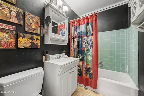 Bath - 1032 W 6th Pl, Mesa, AZ 85201 photo 3 of 3