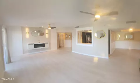 7860 E Camelback Rd #404, Scottsdale, AZ 85251
