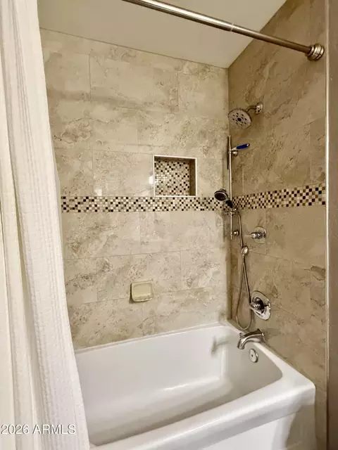 Bath - 4239 E Cassia Way, Phoenix, AZ 85044 photo 5 of 5
