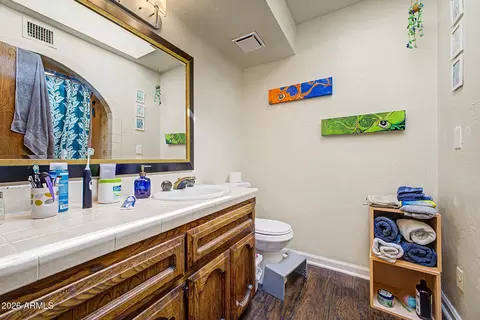 Bath - 319 E Coronado Rd #1, Phoenix, AZ 85004 photo 1 of 6