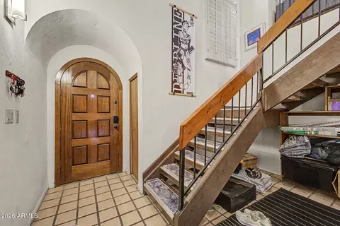 Entry Way - 319 E Coronado Rd #1, Phoenix, AZ 85004 photo 1 of 3