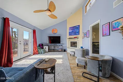 Living - 319 E Coronado Rd #1, Phoenix, AZ 85004 photo 6 of 7