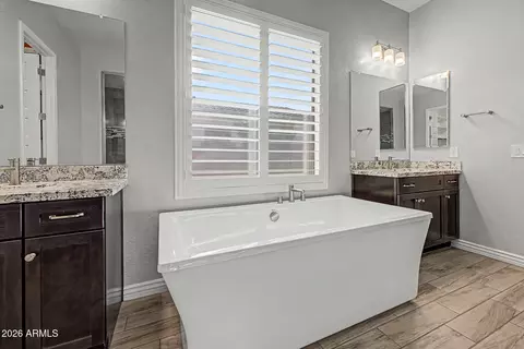 Bath - 3716 E Fargo St, Mesa, AZ 85205 photo 7 of 12
