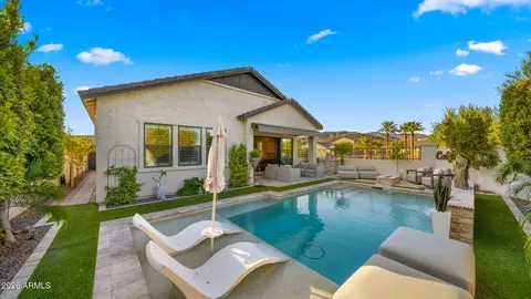 Exterior - 851 E Deer Creek Rd, Phoenix, AZ 85048 photo 13 of 16