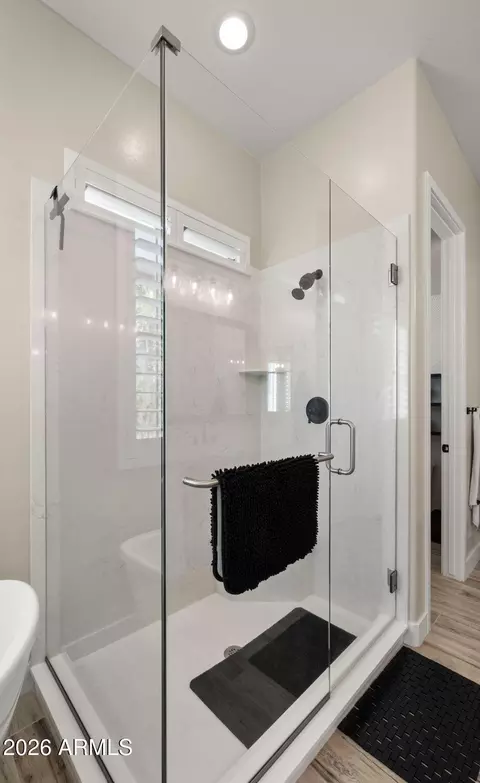 Bath - 851 E Deer Creek Rd, Phoenix, AZ 85048 photo 5 of 6