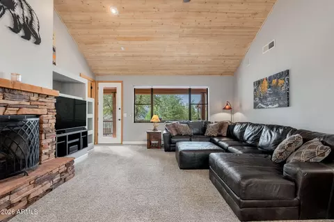 Living - 807 N Grapevine Cir, Payson, AZ 85541 photo 1 of 3