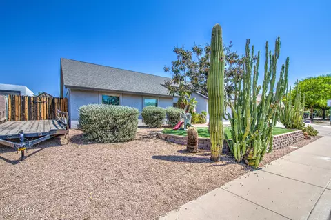 Exterior - 8136 E Fox St, Mesa, AZ 85207 photo 7 of 8