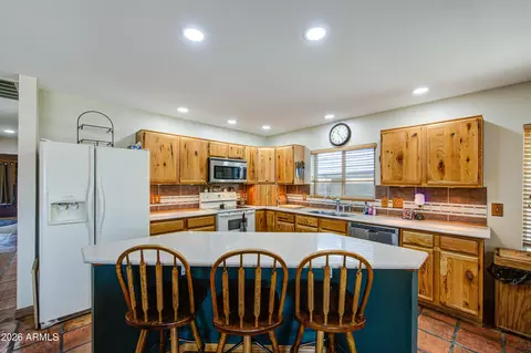 Kitchen - 8136 E Fox St, Mesa, AZ 85207 photo 3 of 5