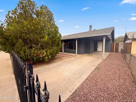 6036 N 72nd Dr, Glendale, AZ 85303