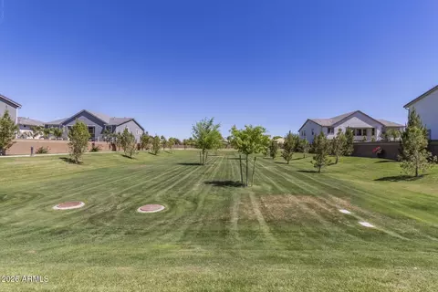 Exterior - 2850 E Spring Wheat Ct, Gilbert, AZ 85296 photo 12 of 15