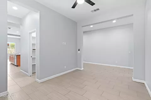 Entry Way - 2850 E Spring Wheat Ct, Gilbert, AZ 85296 photo 2 of 3