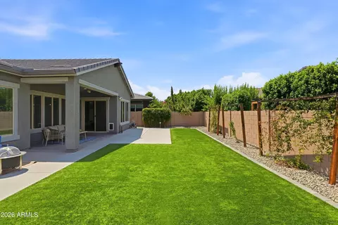Exterior - 2850 E Spring Wheat Ct, Gilbert, AZ 85296 photo 6 of 15
