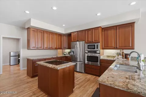 Kitchen - 9619 N 23rd St, Phoenix, AZ 85028 photo 6 of 6