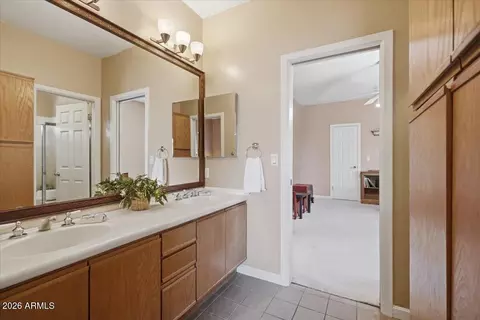 Bath - 9619 N 23rd St, Phoenix, AZ 85028 photo 5 of 6