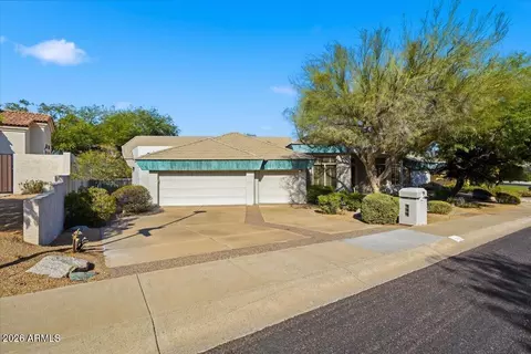 Exterior - 9619 N 23rd St, Phoenix, AZ 85028 photo 7 of 13