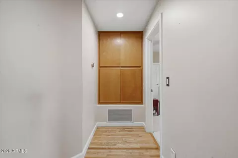 Entry Way - 9619 N 23rd St, Phoenix, AZ 85028 photo 4 of 4