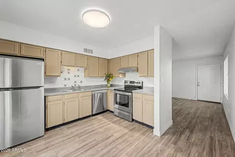1327 S Allen St, Mesa, AZ 85204