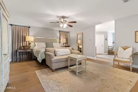 Bedroom - 4025 E Osborn Rd, Phoenix, AZ 85018 photo 1 of 6