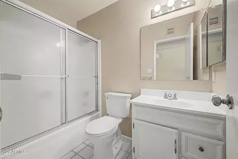 Bath - 8934 N 55th Dr, Glendale, AZ 85302 photo 2 of 2