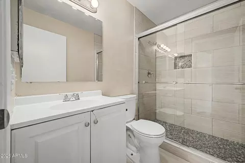 Bath - 8934 N 55th Dr, Glendale, AZ 85302 photo 1 of 2