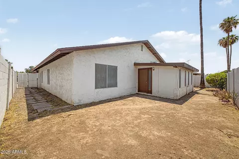 Exterior - 8934 N 55th Dr, Glendale, AZ 85302 photo 4 of 6
