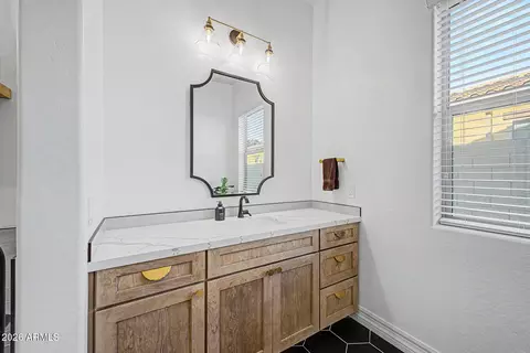 Bath - 2910 E Athena Ave, Gilbert, AZ 85297 photo 4 of 8