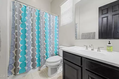 Bath - 2910 E Athena Ave, Gilbert, AZ 85297 photo 5 of 8