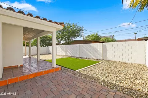 Exterior - 1922 E Yale St, Phoenix, AZ 85006 photo 7 of 11