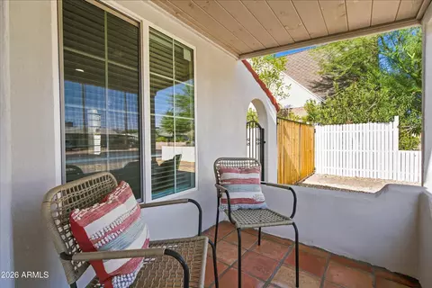 Exterior - 1922 E Yale St, Phoenix, AZ 85006 photo 2 of 11