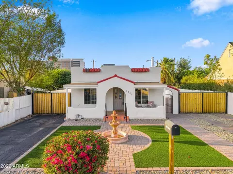 Exterior - 1922 E Yale St, Phoenix, AZ 85006 photo 9 of 11