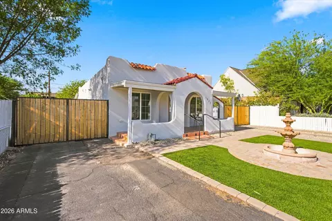 Exterior - 1922 E Yale St, Phoenix, AZ 85006 photo 4 of 11