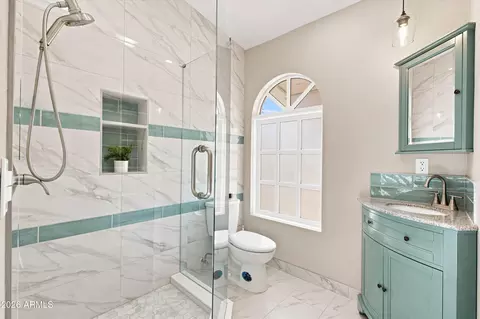 Bath - 1922 E Yale St, Phoenix, AZ 85006 photo 1 of 2