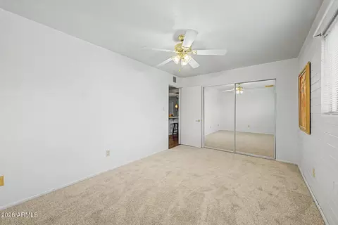 Bedroom - 1202 E Becker Ln, Phoenix, AZ 85020 photo 2 of 4