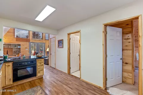 Entry Way - 2290 Thunderbird Way, Overgaard, AZ 85933 photo 2 of 3