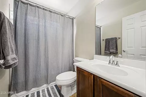 Bath - 3306 E Meadowview Dr, Gilbert, AZ 85298 photo 3 of 3