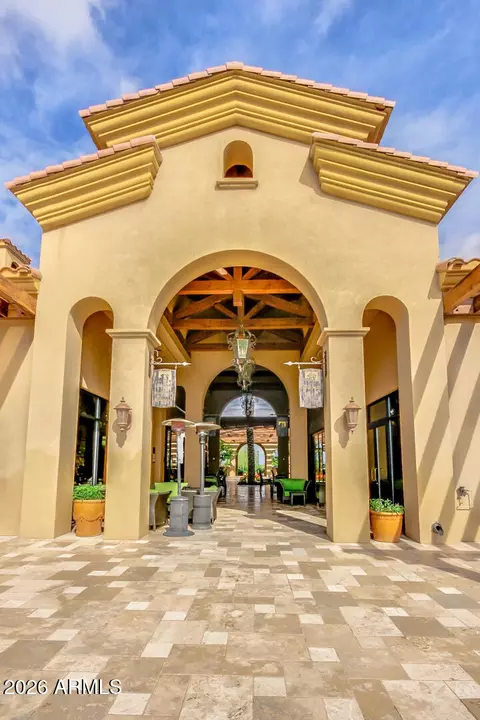View/Area - 3306 E Meadowview Dr, Gilbert, AZ 85298 photo 4 of 21
