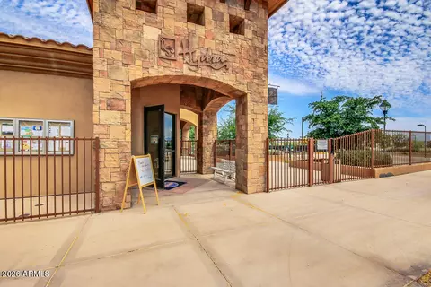 View/Area - 3306 E Meadowview Dr, Gilbert, AZ 85298 photo 6 of 21